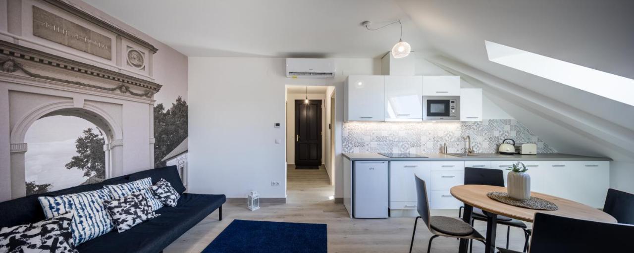 Stafetahaz Apartmanok Vác Exteriér fotografie