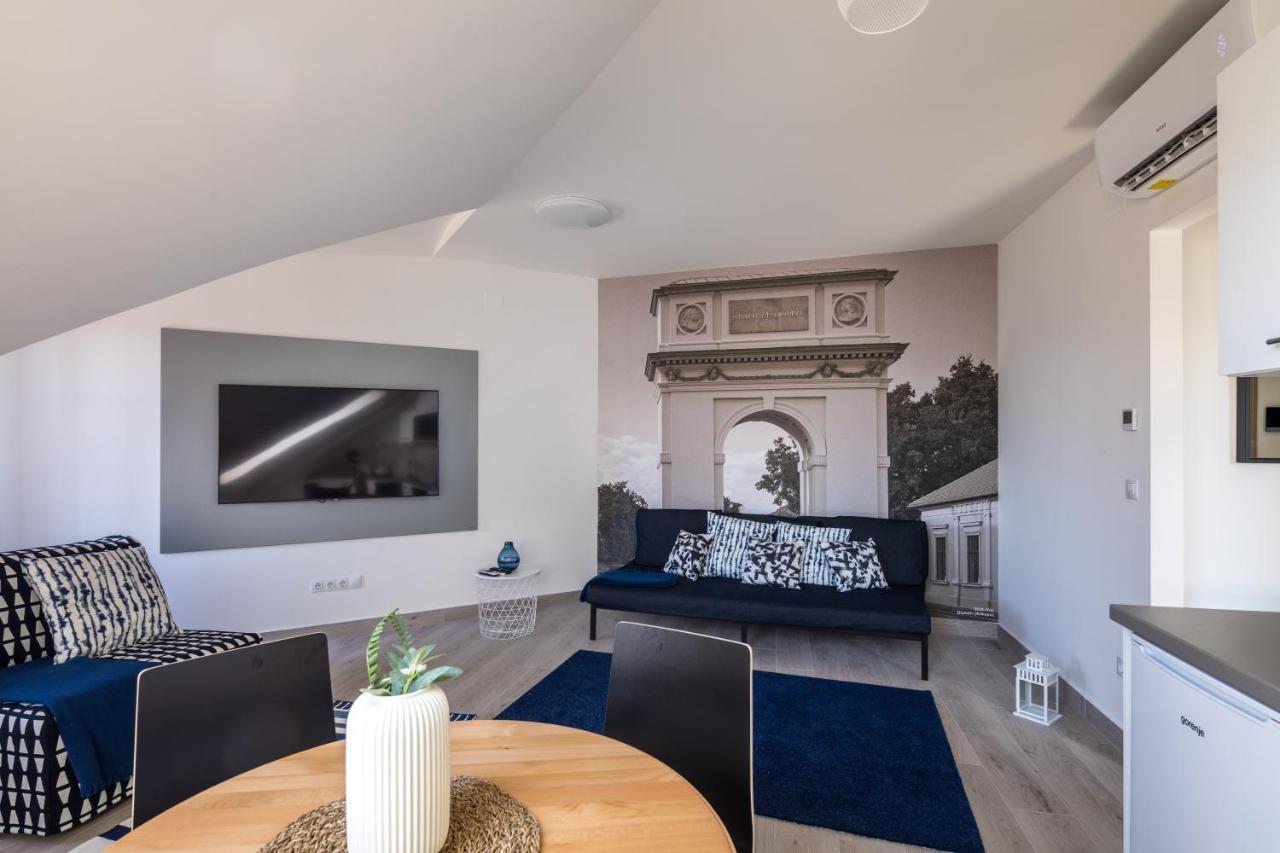 Stafetahaz Apartmanok Vác Exteriér fotografie
