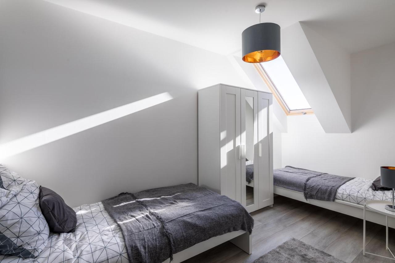 Stafetahaz Apartmanok Vác Exteriér fotografie