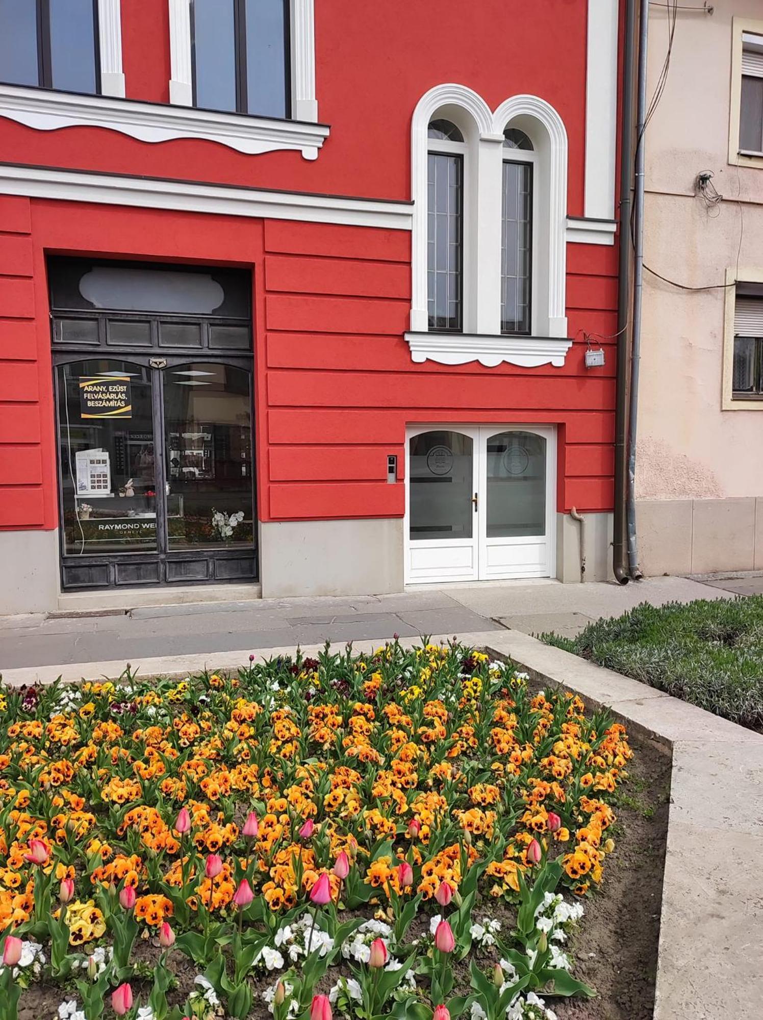 Stafetahaz Apartmanok Vác Exteriér fotografie