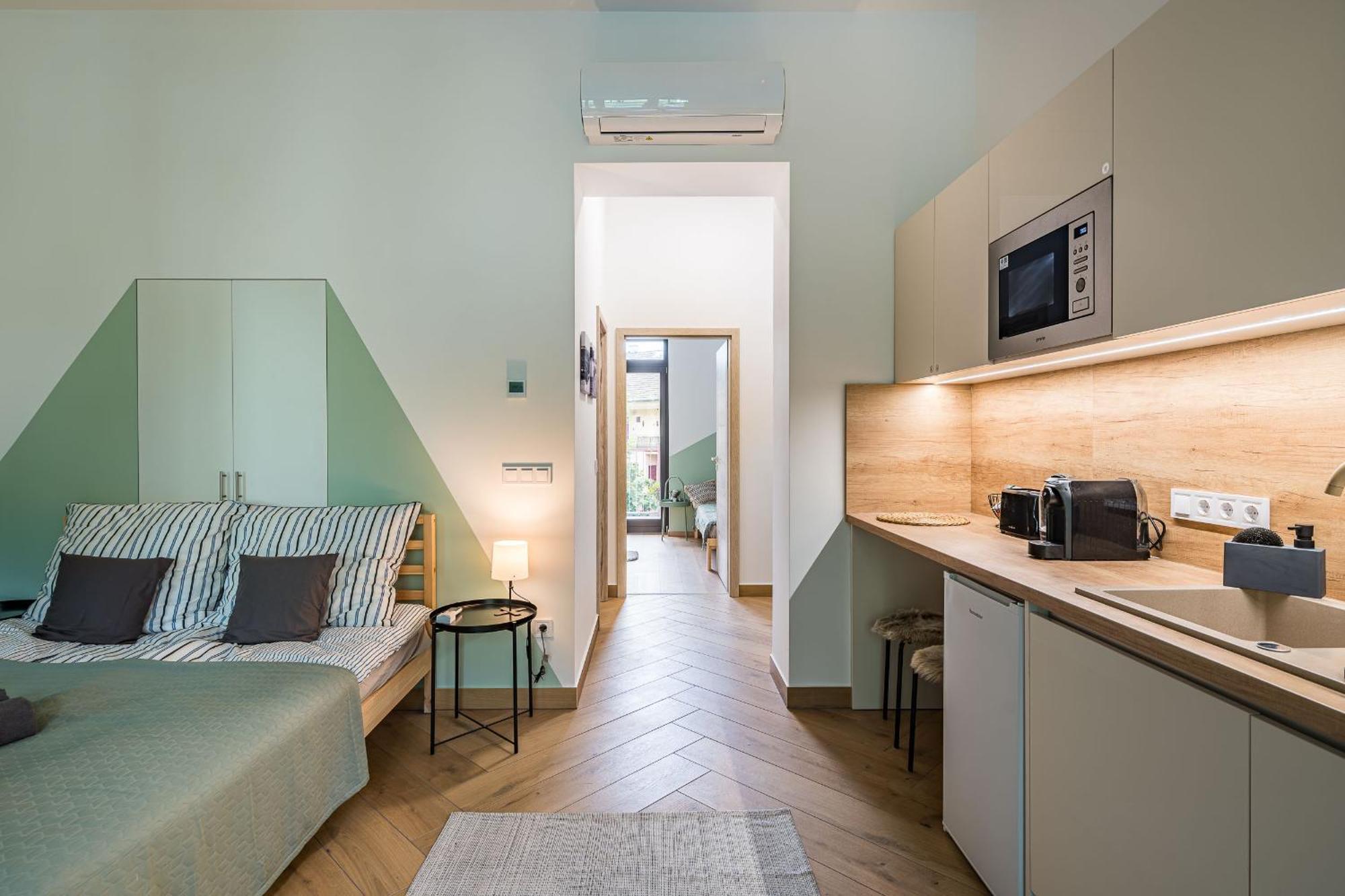 Stafetahaz Apartmanok Vác Exteriér fotografie