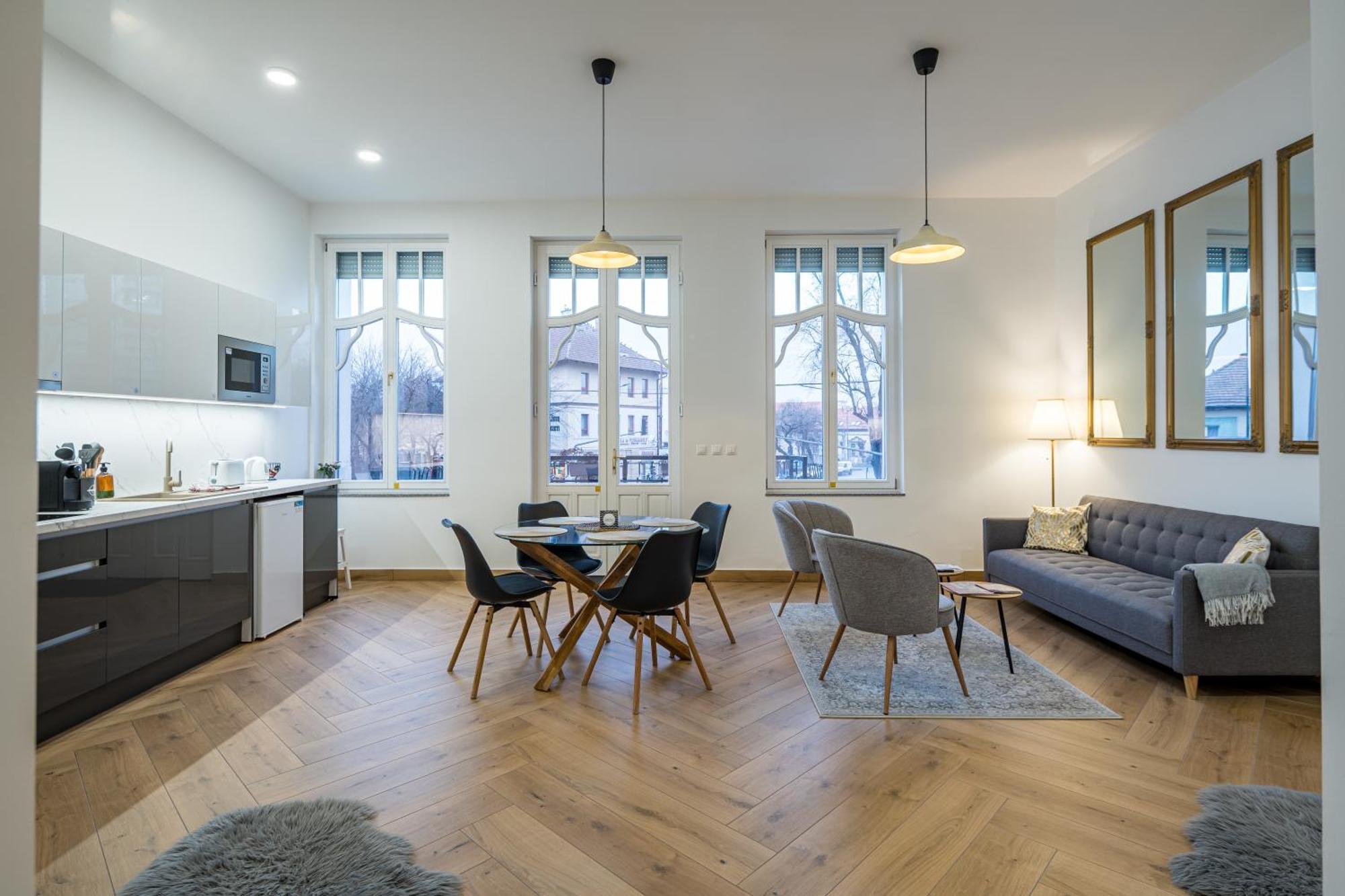 Stafetahaz Apartmanok Vác Exteriér fotografie