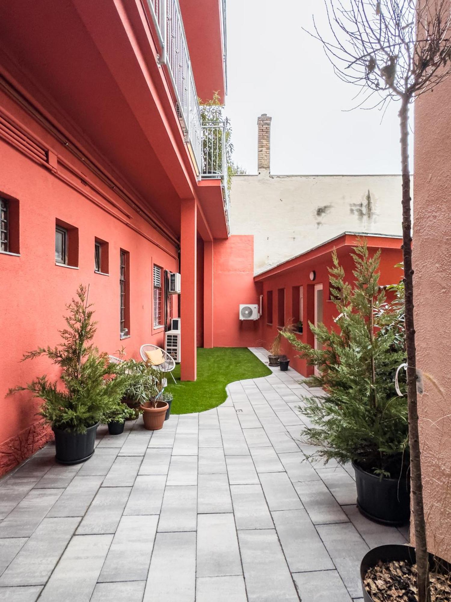 Stafetahaz Apartmanok Vác Exteriér fotografie